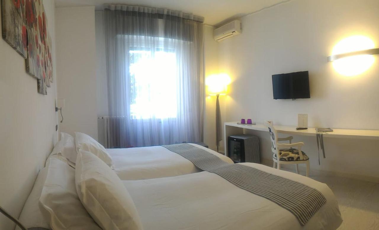Eveline Portosole Hotel Sanremo Exterior foto