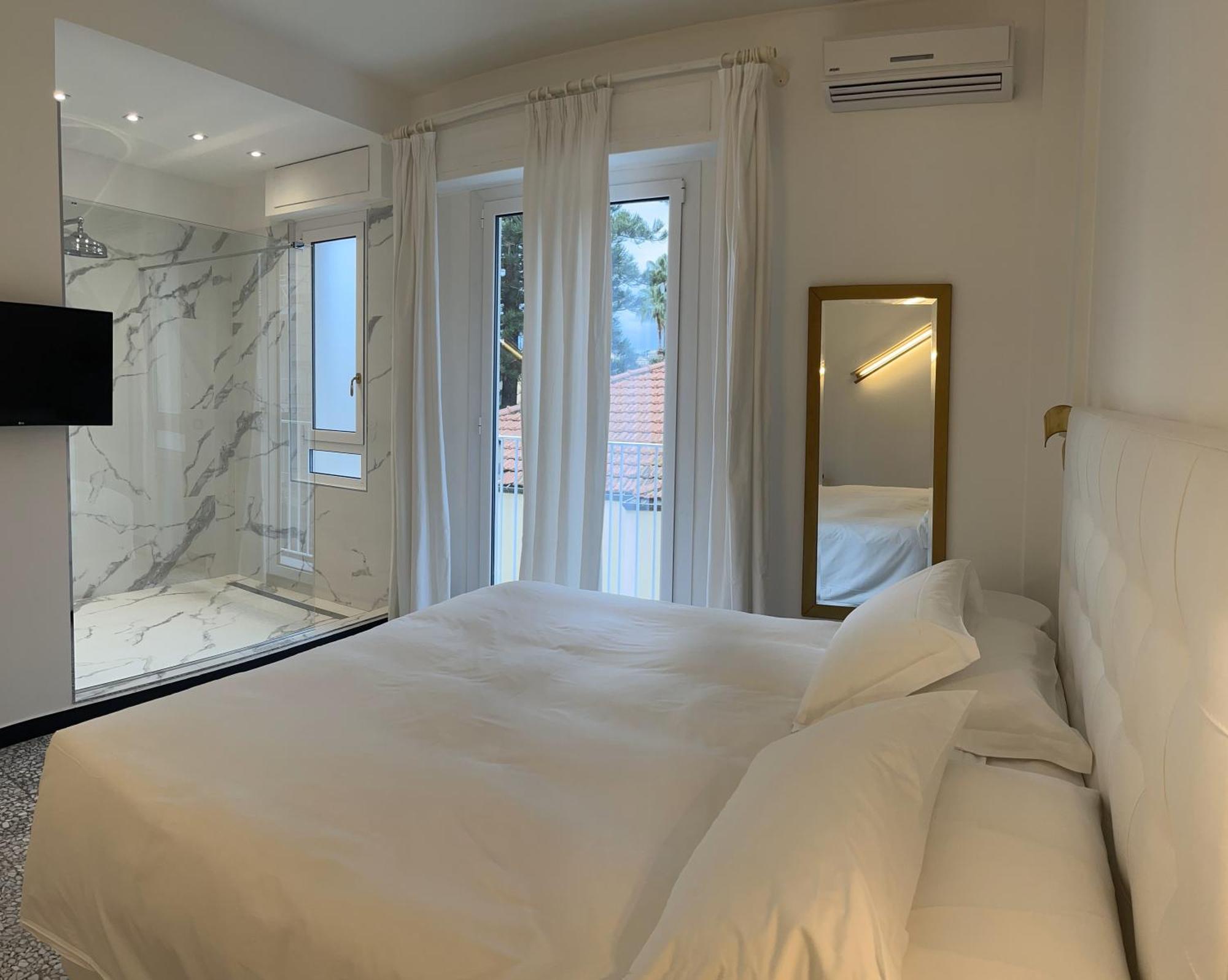 Eveline Portosole Hotel Sanremo Exterior foto